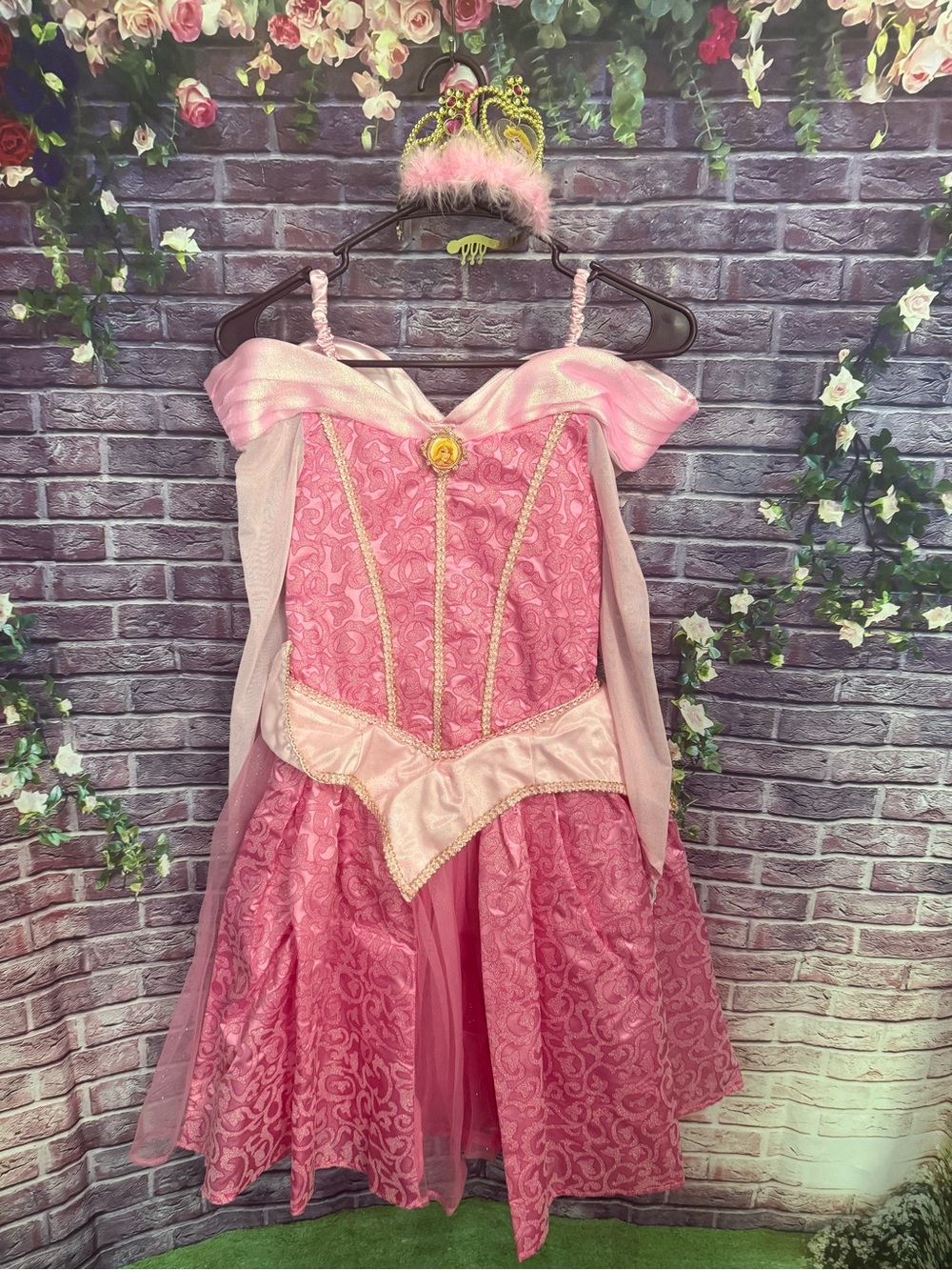 Disney Parks Princess Aurora Sleeping Beauty Gown with Tiara girls medium new